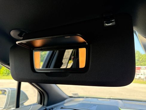 New 2025 Chevrolet Blazer EV LT image 27