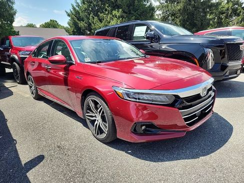 Used 2021 Honda Accord Touring image 1