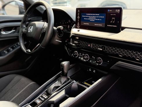 Used 2025 Honda Accord Sport image 33