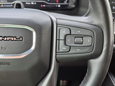 Used 2023 GMC Yukon XL Denali Ultimate w/ LPO, Floor Liner Package AWD/4WD image 26