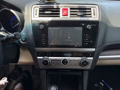 Used 2015 Subaru Outback 2.5i Limited AWD/4WD image 28