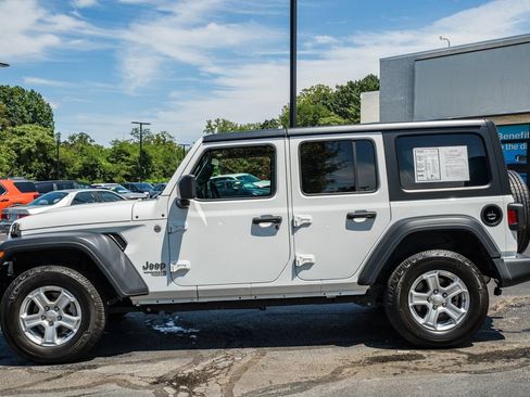 Used 2021 Jeep Wrangler Unlimited Sport AWD/4WD image 4