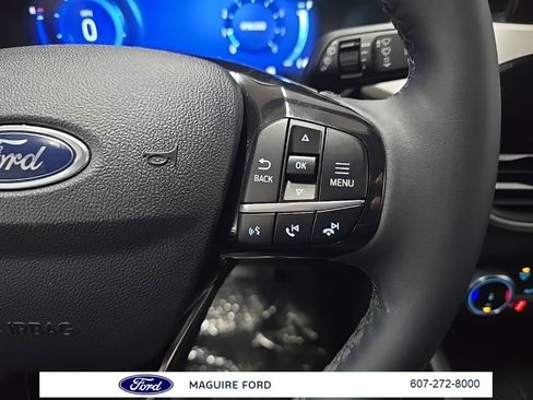 Used 2022 Ford Escape SEL w/ Technology Package image 20