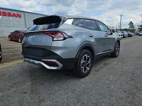 Certified 2024 Kia Sportage LX image 13