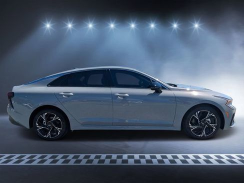 Used 2026 Kia K5 GT-Line image 2