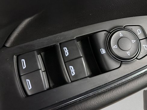Used 2023 Buick Envision Avenir AWD/4WD image 15