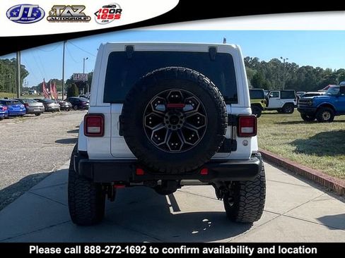 Used 2022 Jeep Wrangler Unlimited Sahara w/ Cold Weather Group AWD/4WD image 6