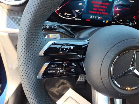 New 2026 Mercedes-Benz GLC 300 4MATIC image 16