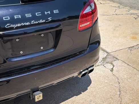 Used 2014 Porsche Cayenne Turbo S AWD/4WD image 15