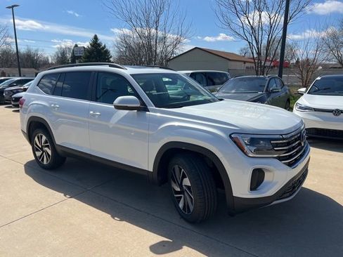New 2026 Volkswagen Atlas SE AWD/4WD image 1