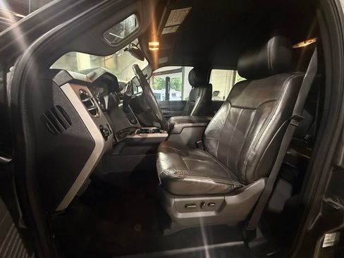 Used 2013 Ford F250 Lariat w/ Lariat Ultimate Pkg AWD/4WD image 20