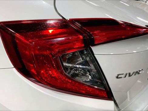 Used 2019 Honda Civic Sport image 29