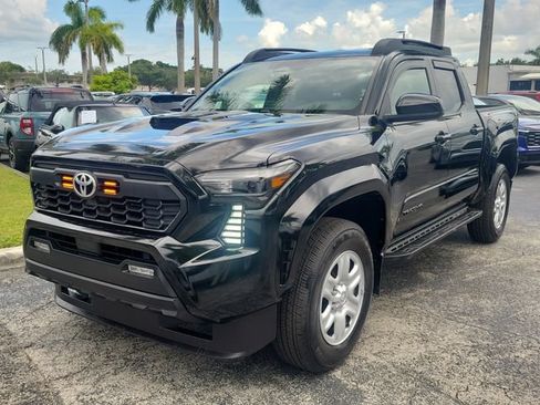 Used 2024 Toyota Tacoma TRD Sport RWD image 32