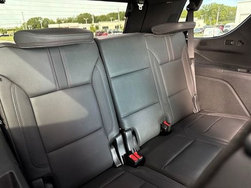 Used 2022 Chevrolet Tahoe RST w/ Luxury Package AWD/4WD image 16