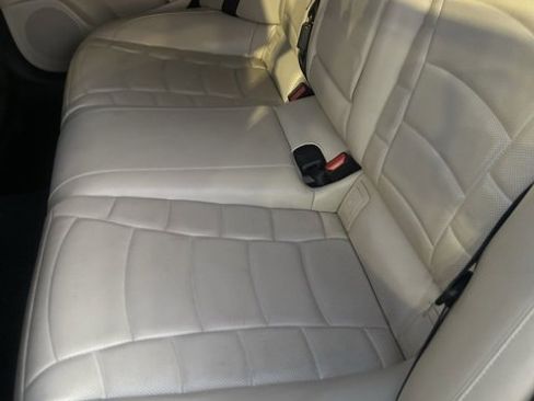 Used 2022 Kia Stinger GT2 image 11