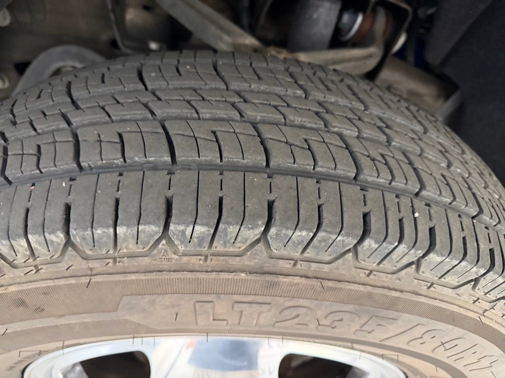 Used 2019 GMC Sierra 3500 Denali w/ Duramax Plus Package AWD/4WD image 9