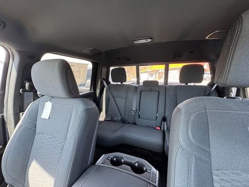 New 2026 RAM 2500 Big Horn AWD/4WD image 43