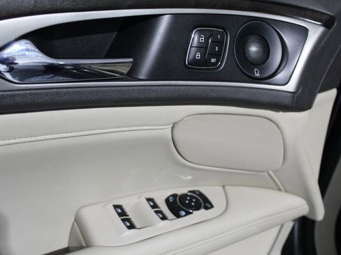 Used 2019 Lincoln MKZ Reserve w/ Reserve Plus Package image 12