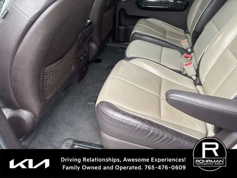 Used 2018 Kia Sedona SX Limited FWD image 9