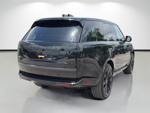 New 2026 Land Rover Range Rover SE AWD/4WD image 5