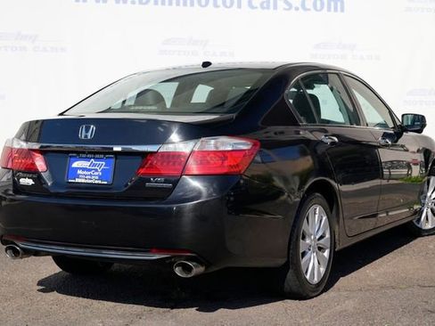 Used 2015 Honda Accord Touring image 3