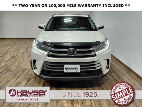 Used 2019 Toyota Highlander Limited image 3