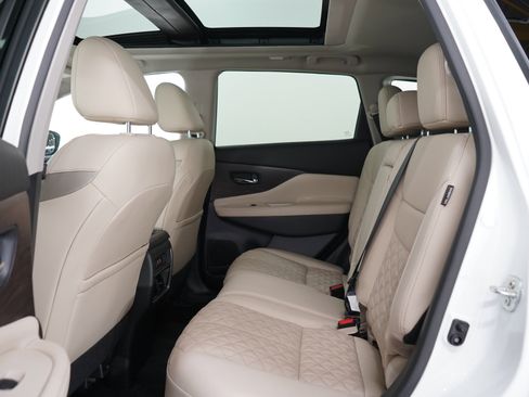 Used 2024 Nissan Murano Platinum AWD/4WD image 15