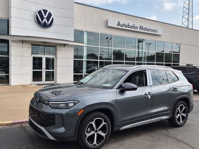 New 2026 Volkswagen Tiguan SE