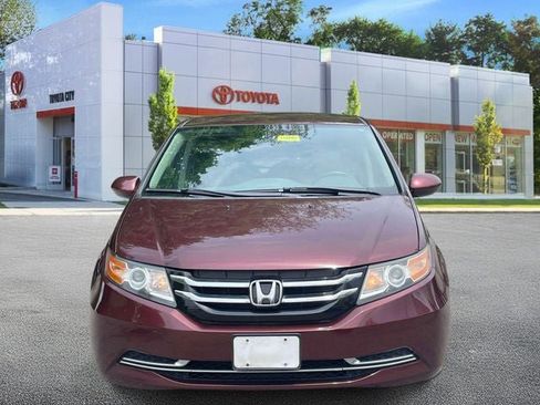 Used 2017 Honda Odyssey EX image 2