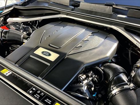 Used 2023 Land Rover Range Rover SE image 31