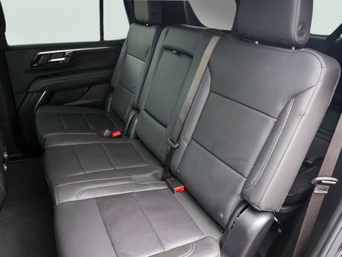 Used 2025 Chevrolet Tahoe LT AWD/4WD image 25