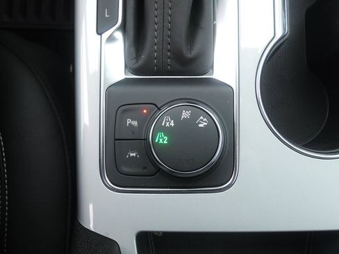 New 2026 Chevrolet Blazer LT w/ Midnight/Sport Edition AWD/4WD image 22