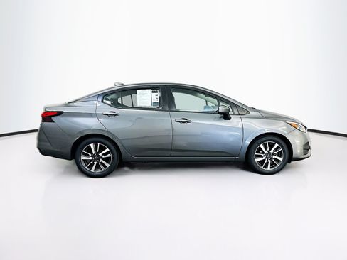 Used 2025 Nissan Versa SV FWD image 10