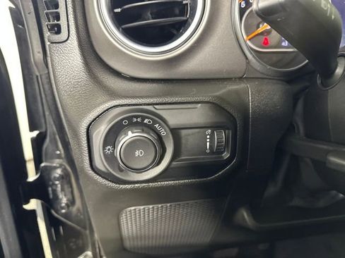 Used 2023 Jeep Wrangler Unlimited Rubicon w/ Xtreme 35 Tire Package image 19