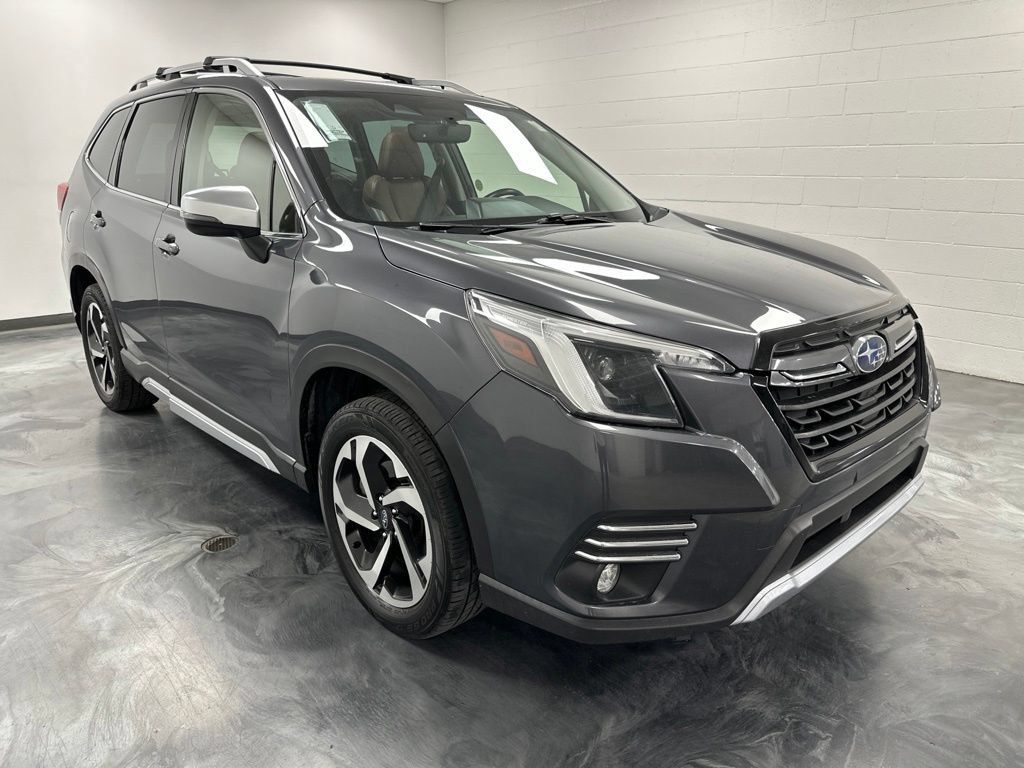 Used 2022 Subaru Forester Touring w/ Popular Package #2 AWD/4WD image 4