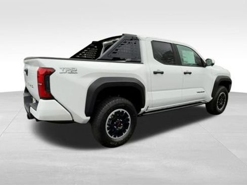New 2025 Toyota Tacoma TRD Off-Road image 5