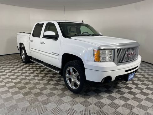 Used 2007 GMC Sierra 1500 Denali AWD/4WD image 24