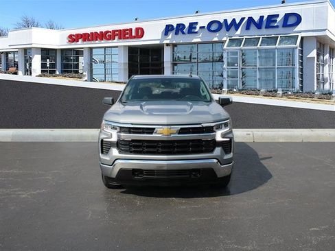 Used 2025 Chevrolet Silverado 1500 LT image 2