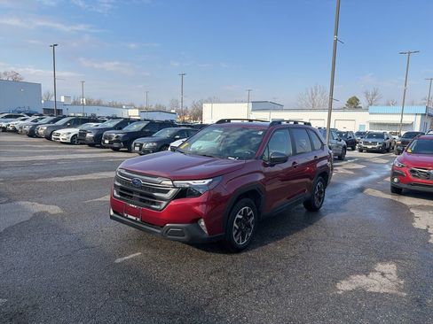 Used 2026 Subaru Forester Premium image 7