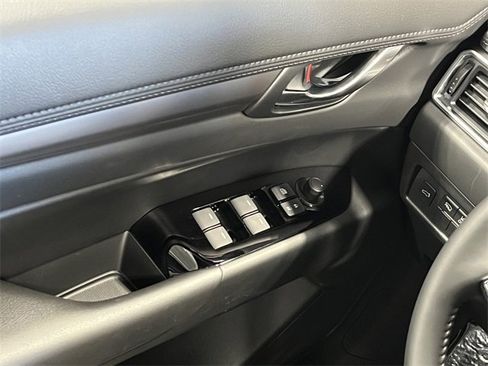 New 2025 MAZDA CX-5 AWD 2.5 S w/ Preferred Package image 26