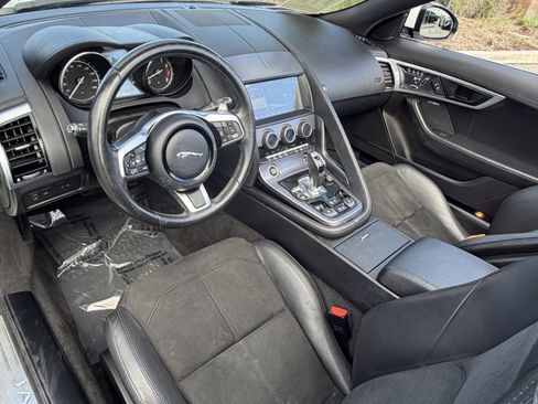 Used 2020 Jaguar F-TYPE Convertible image 19