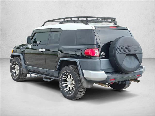Used 2010 Toyota FJ Cruiser 2WD w/ Upgrade Pkg 2 image 5
