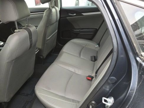 Used 2019 Honda Civic EX-L image 18
