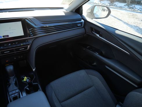 Certified 2025 Toyota Camry LE image 12