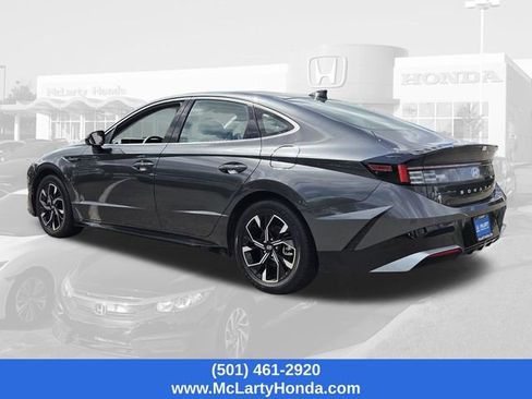 Used 2025 Hyundai Sonata SEL FWD image 3