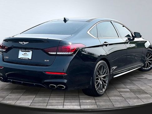 Used 2018 Genesis G80 3.3T Sport RWD image 2