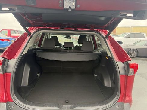 Used 2020 Toyota RAV4 XLE w/ Convenience Package image 10