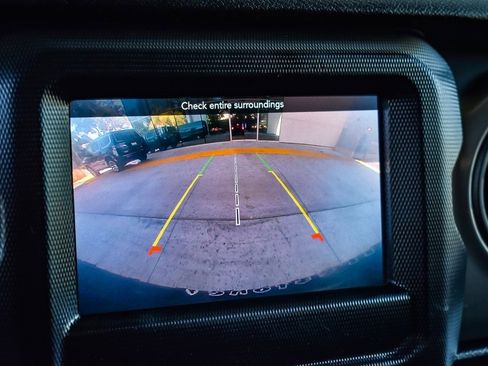 Used 2021 Jeep Wrangler Unlimited Sport image 22