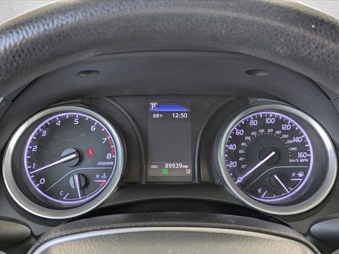Used 2022 Toyota Camry LE FWD image 11