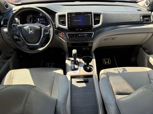 Used 2018 Honda Pilot EX image 18